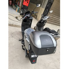 爱玛卫士电动车旗舰店72V 21.8AH 长续航电瓶车代步电动轻便摩托车